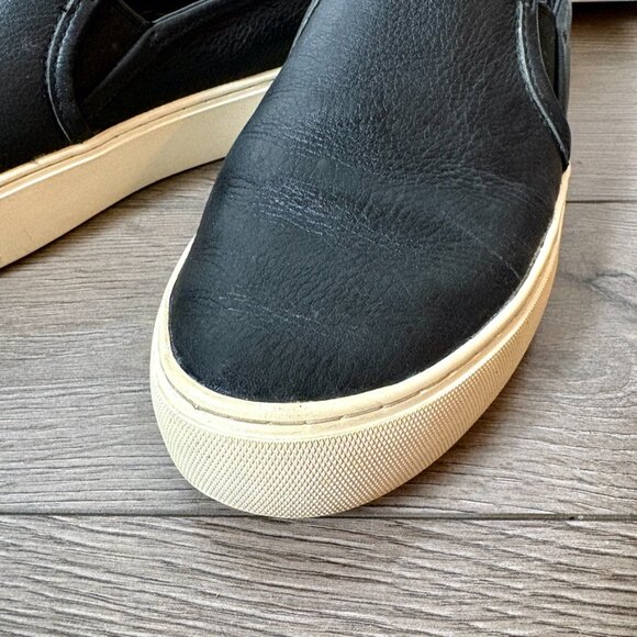 UGG Slip-On Leather Loafer Shoes - Size 9 - Picture 3 of 10